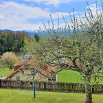 Charmantes Apartment Am Woerthersee