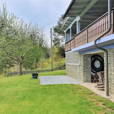 Am Woerthersee Mit Pool