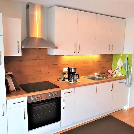 Appartement Am Woerthersee Mit Pool