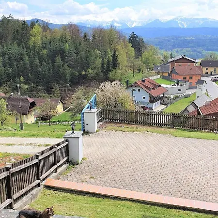 アパート Charmantes Apartment Am Woerthersee
