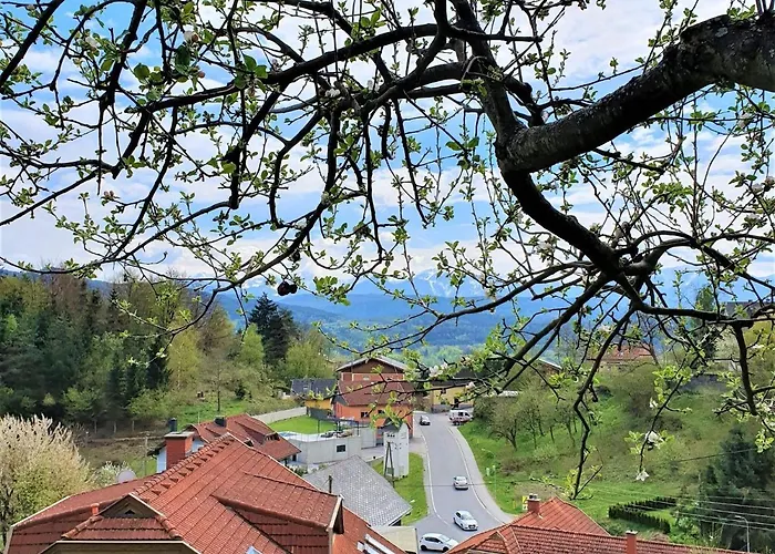 דירה Am Woerthersee Mit Pool