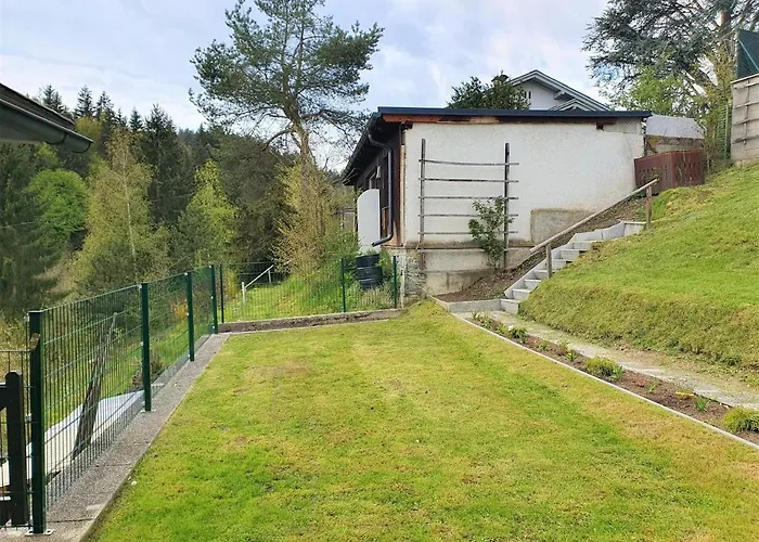 Am Woerthersee Mit Pool דירה Sekull