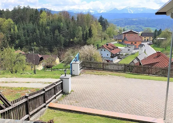 דירה Am Woerthersee Mit Pool